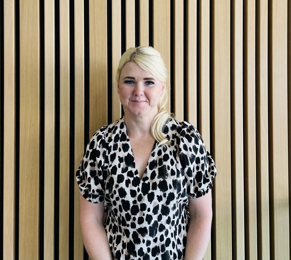 iiCON core team member Laura Carney